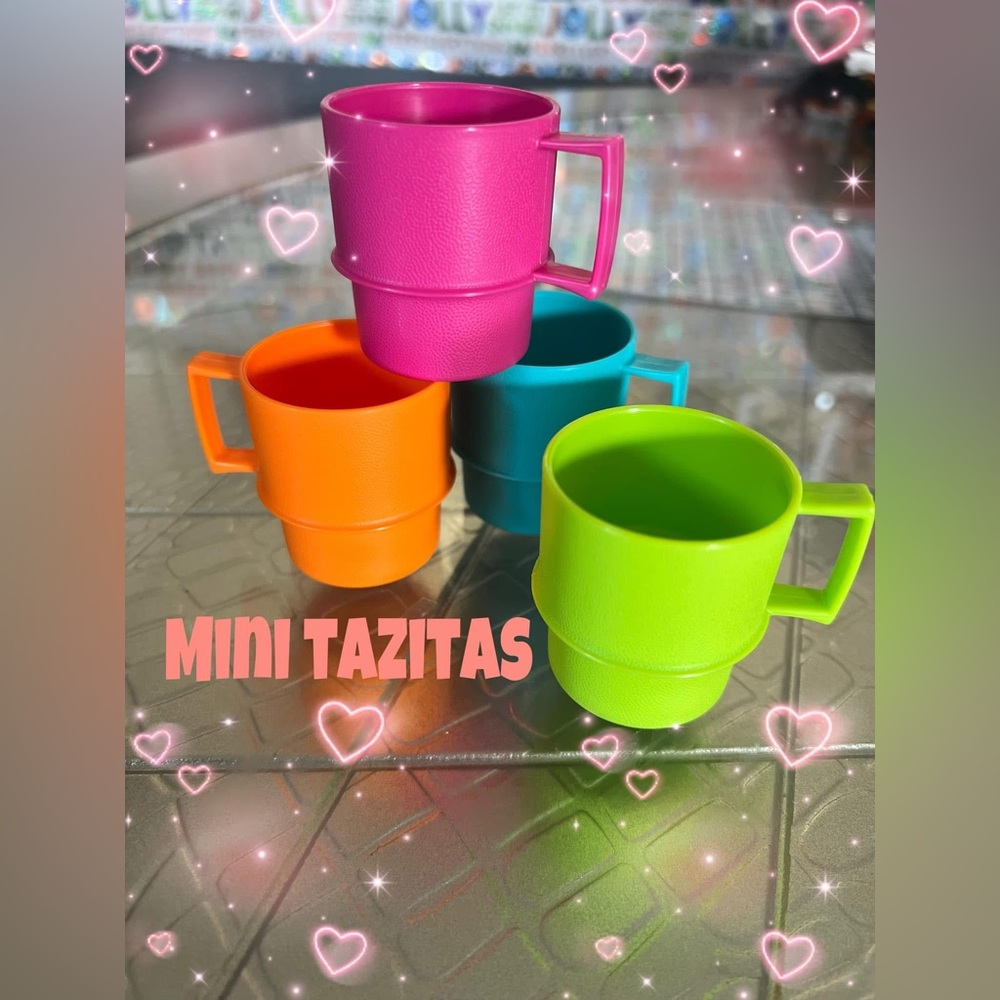 TUPPERWARE KIDS MINI SERVE IT MUG PLAY SET 4 PCS